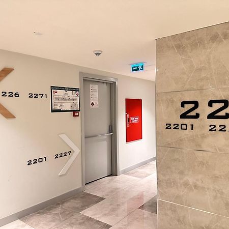 Batumi Orbi City Apart Hotel Экстерьер фото