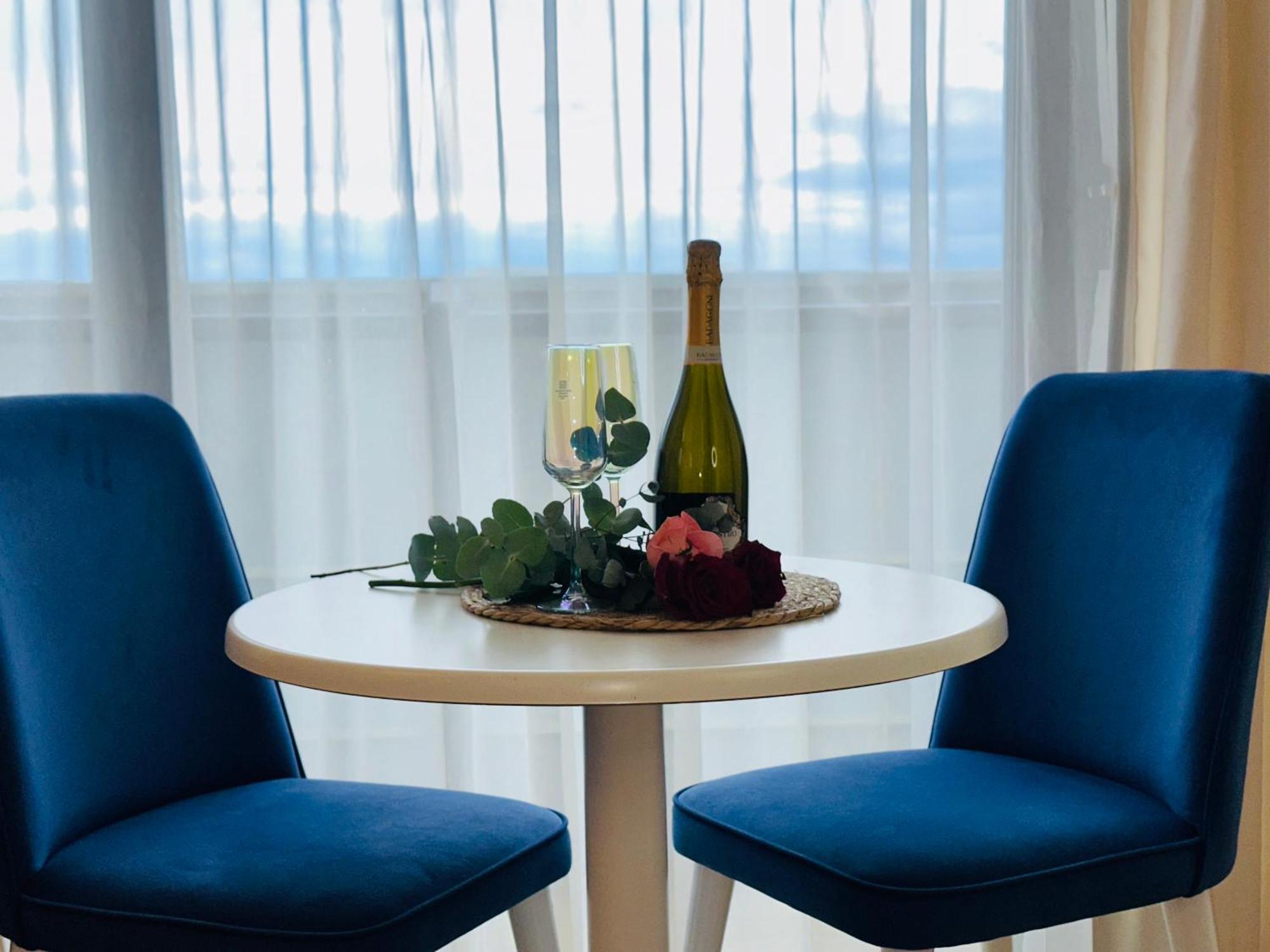 Batumi Orbi City Apart Hotel Экстерьер фото